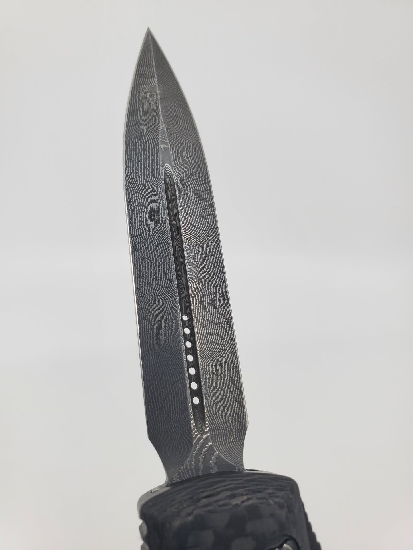 *Consignment* Microtech Ultratech D/E Damascus CF Front Plate Standard Out the Front Knife