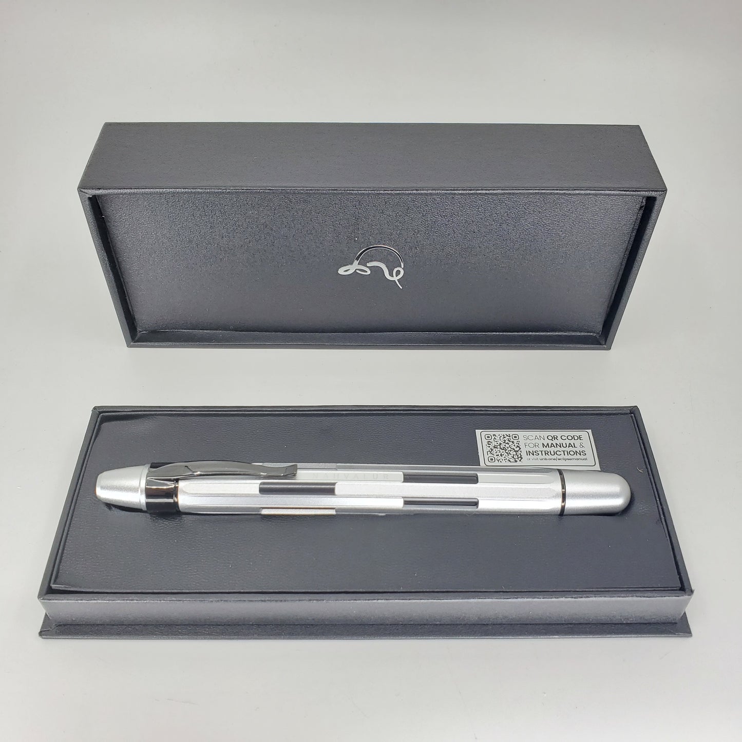 Nahvalur Eclipse Iridium Capless Fountain Pen