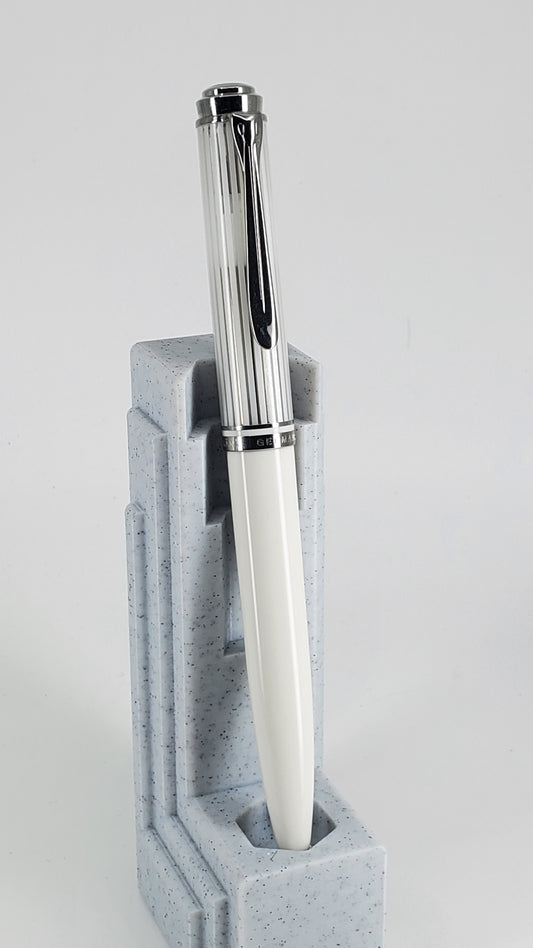 Pelikan K605 White Transparent Ballpoint Pen