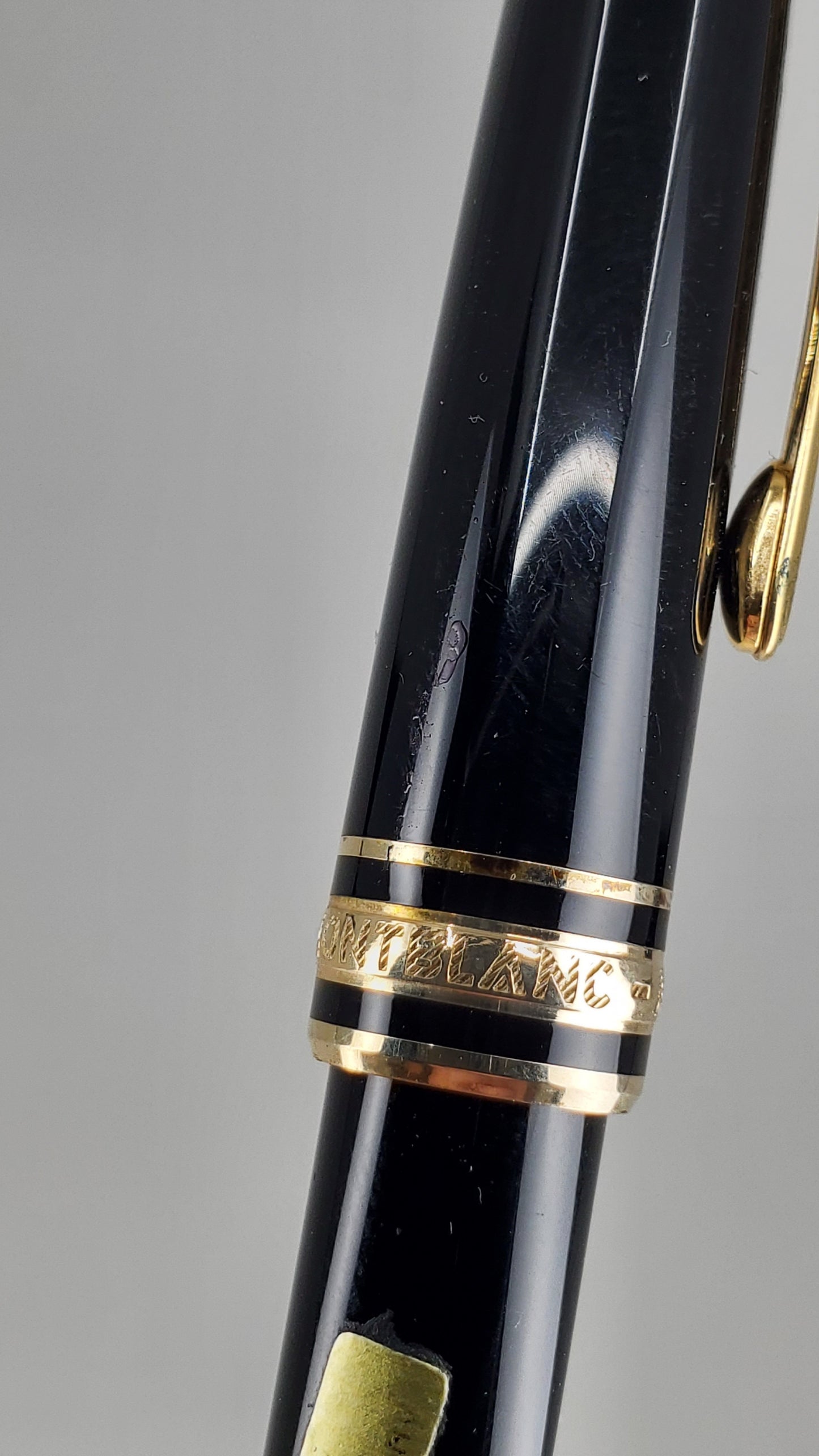 *Consignment* Montblanc Mozart Mini Gold-Plated Fountain Pen Medium Nib