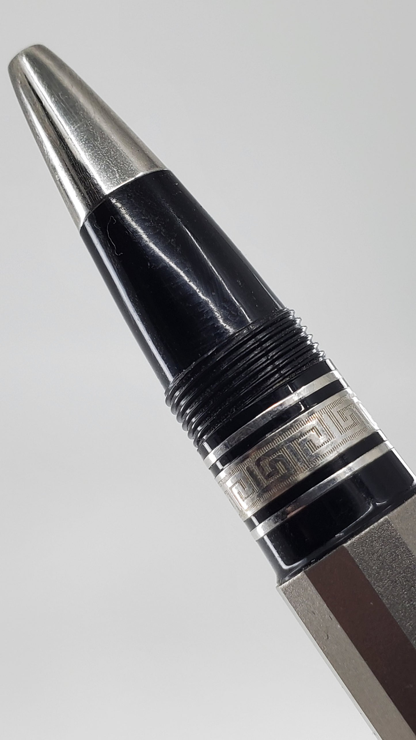 *Consignment* OMAS T2 Milord Titanium Rollerball Pen