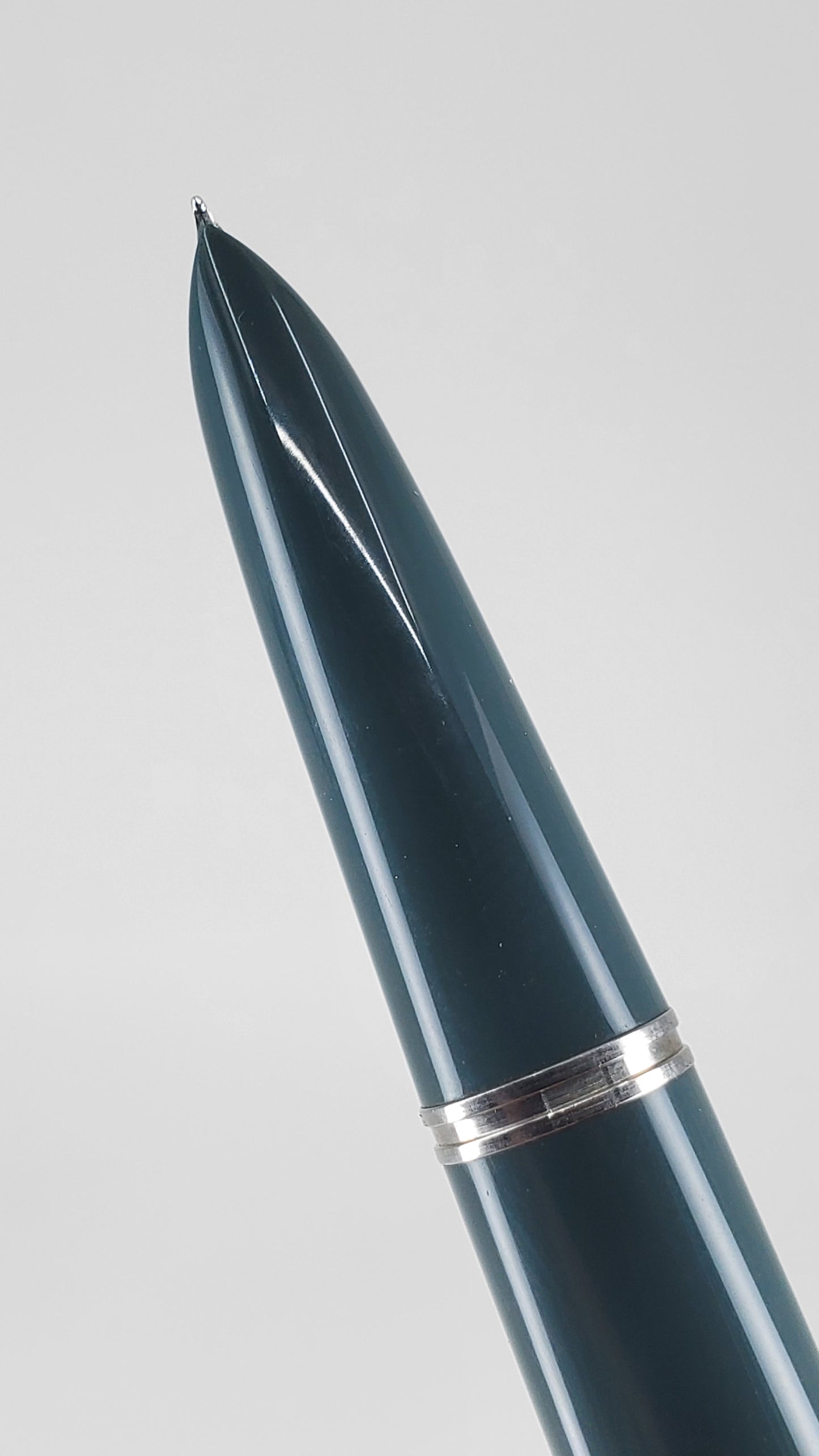 *Consignment* Parker 51 Vintage Teal Fountain Pen Medium