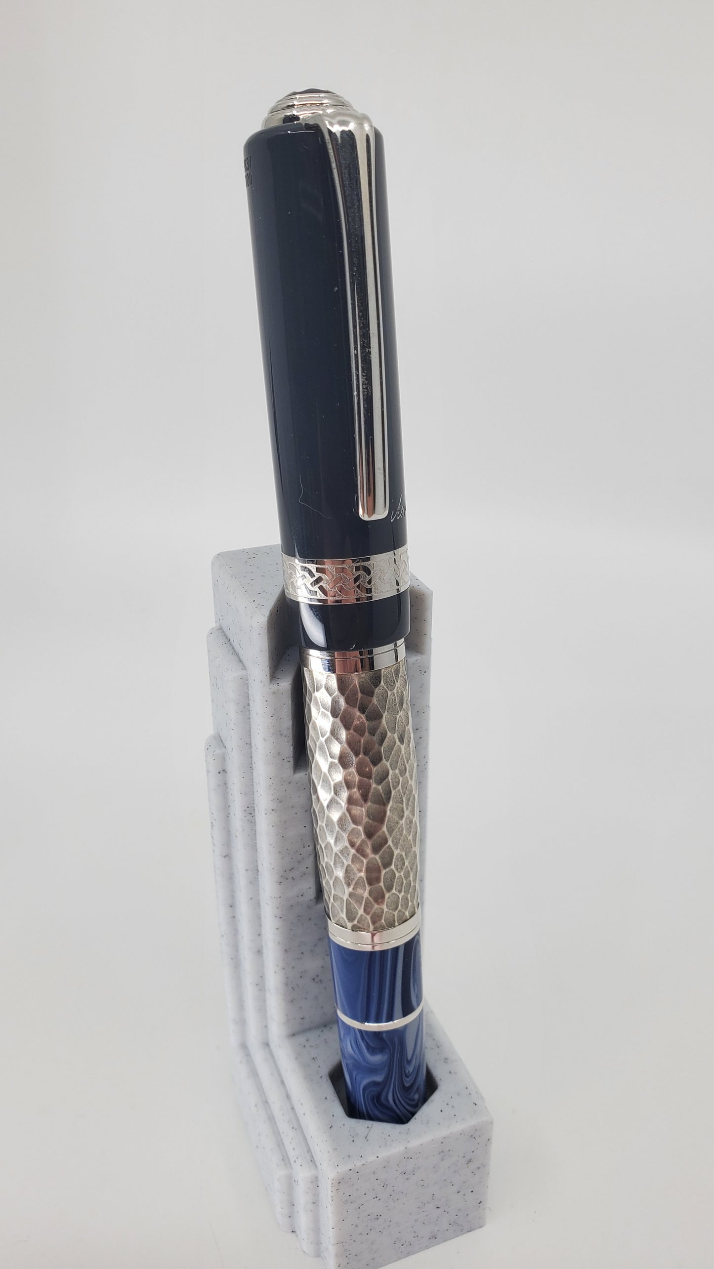 *Consignment* Montblanc Leo Tolstoy Rollerball Pen #1983 of 7000