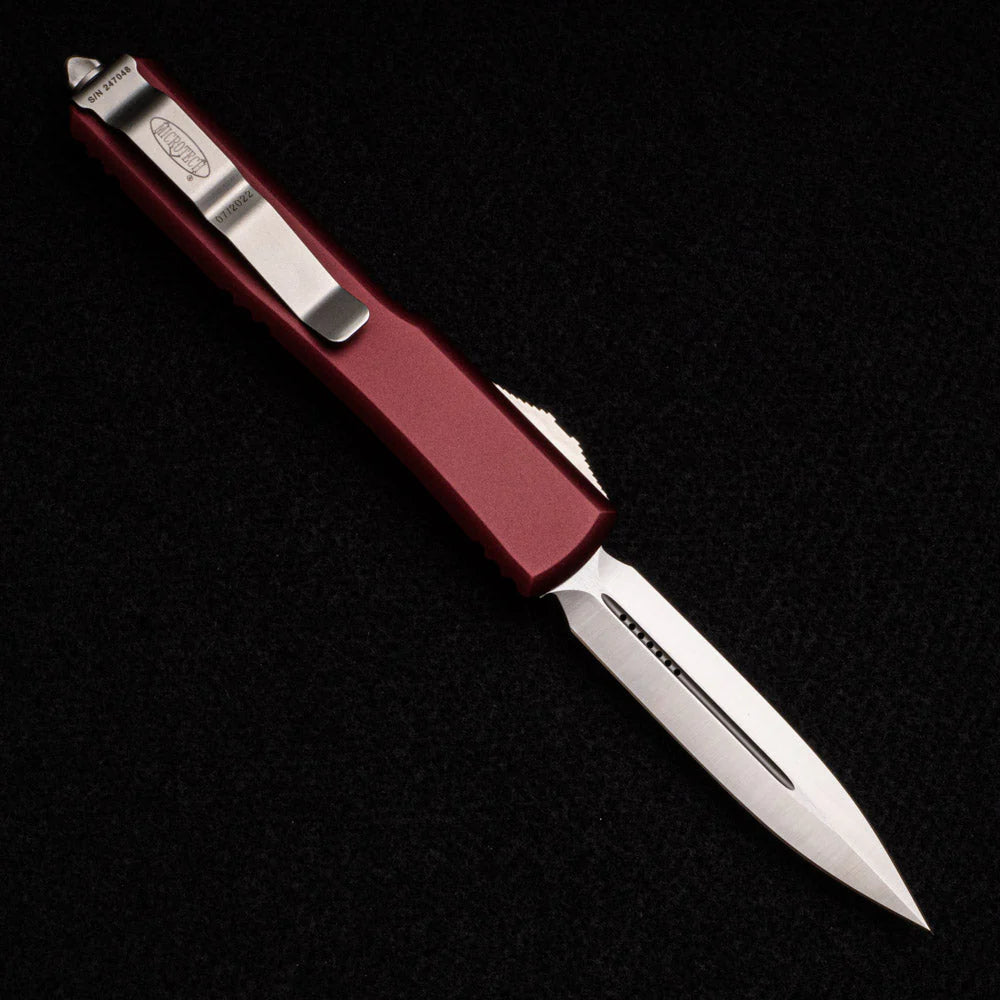 Microtech Ultratech Merlot Satin Standard Out the Front