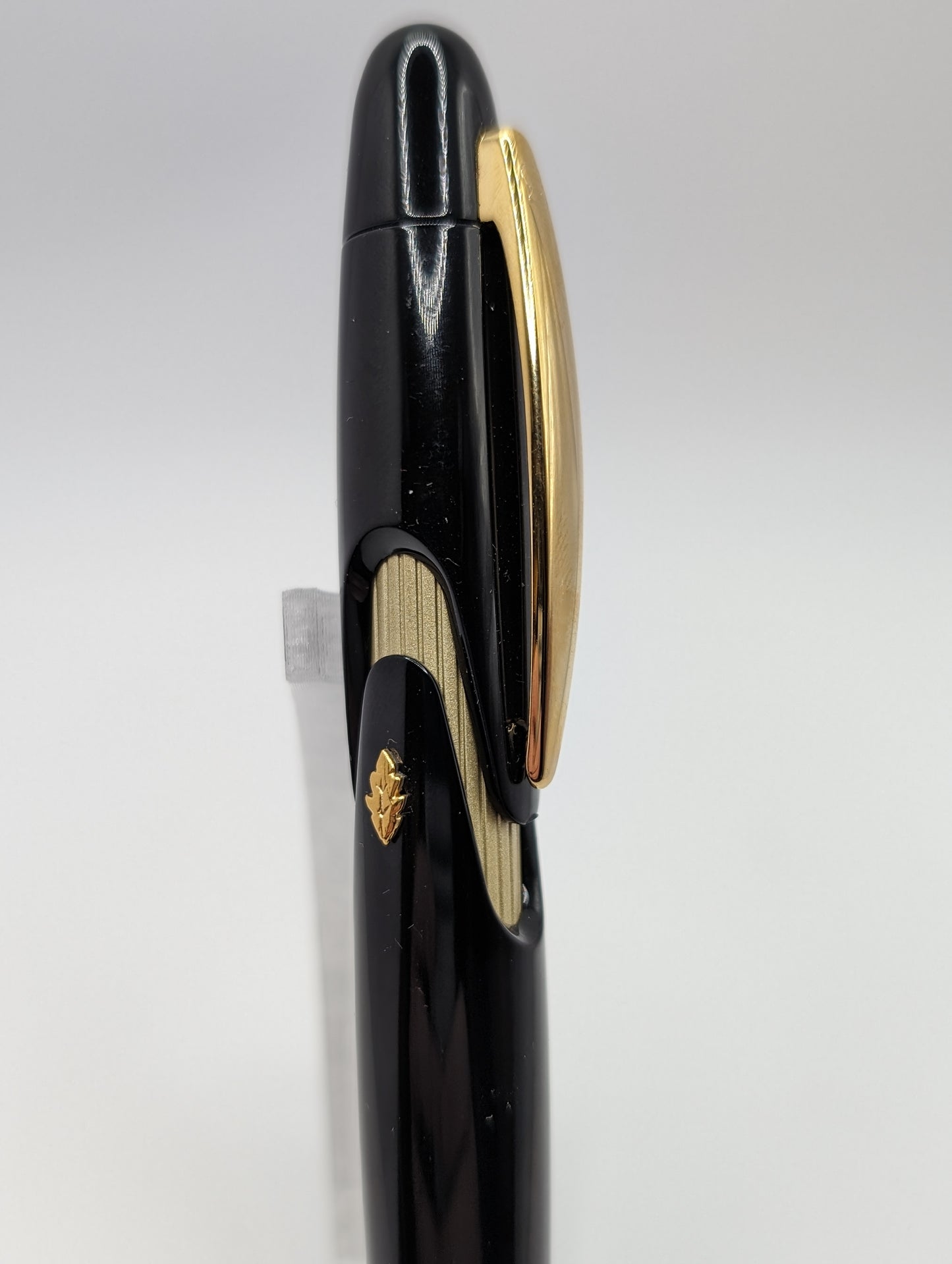 Stipula Speed Black w/ Gold Fountain Pen Stainless Steel Medium Nib