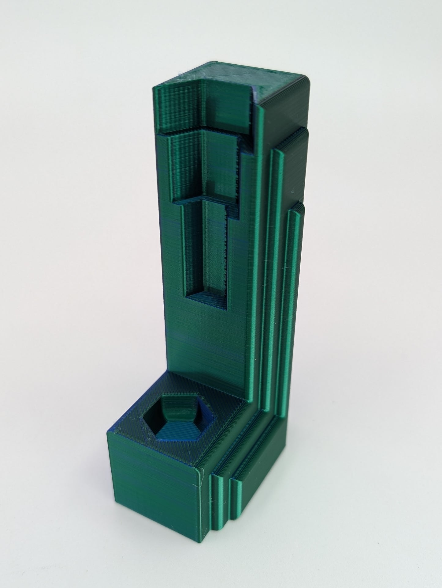 3D Printed Skyscraper Art Deco Pen Stand