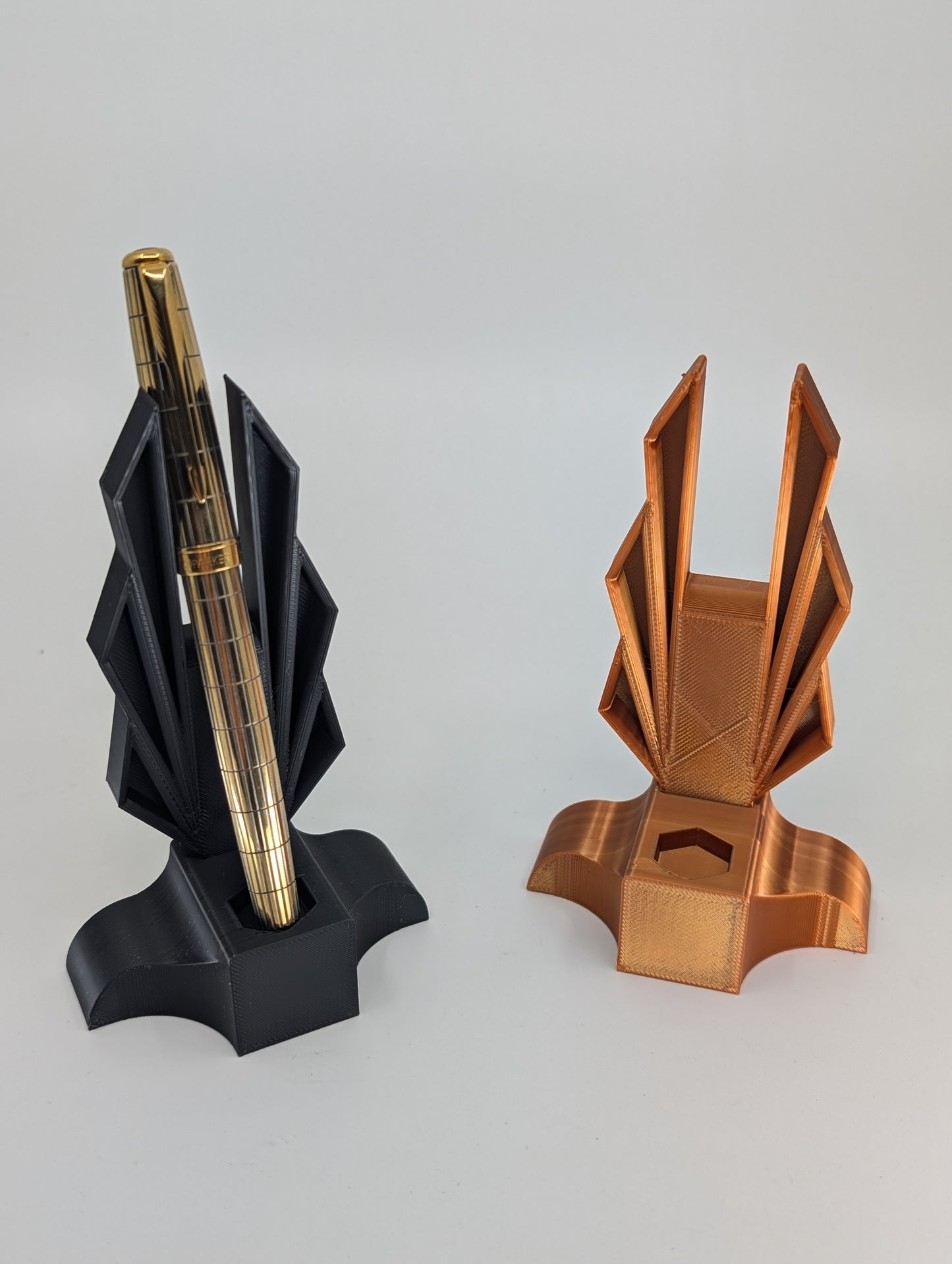 3D Printed Angel Wings Art Deco Pen Stand