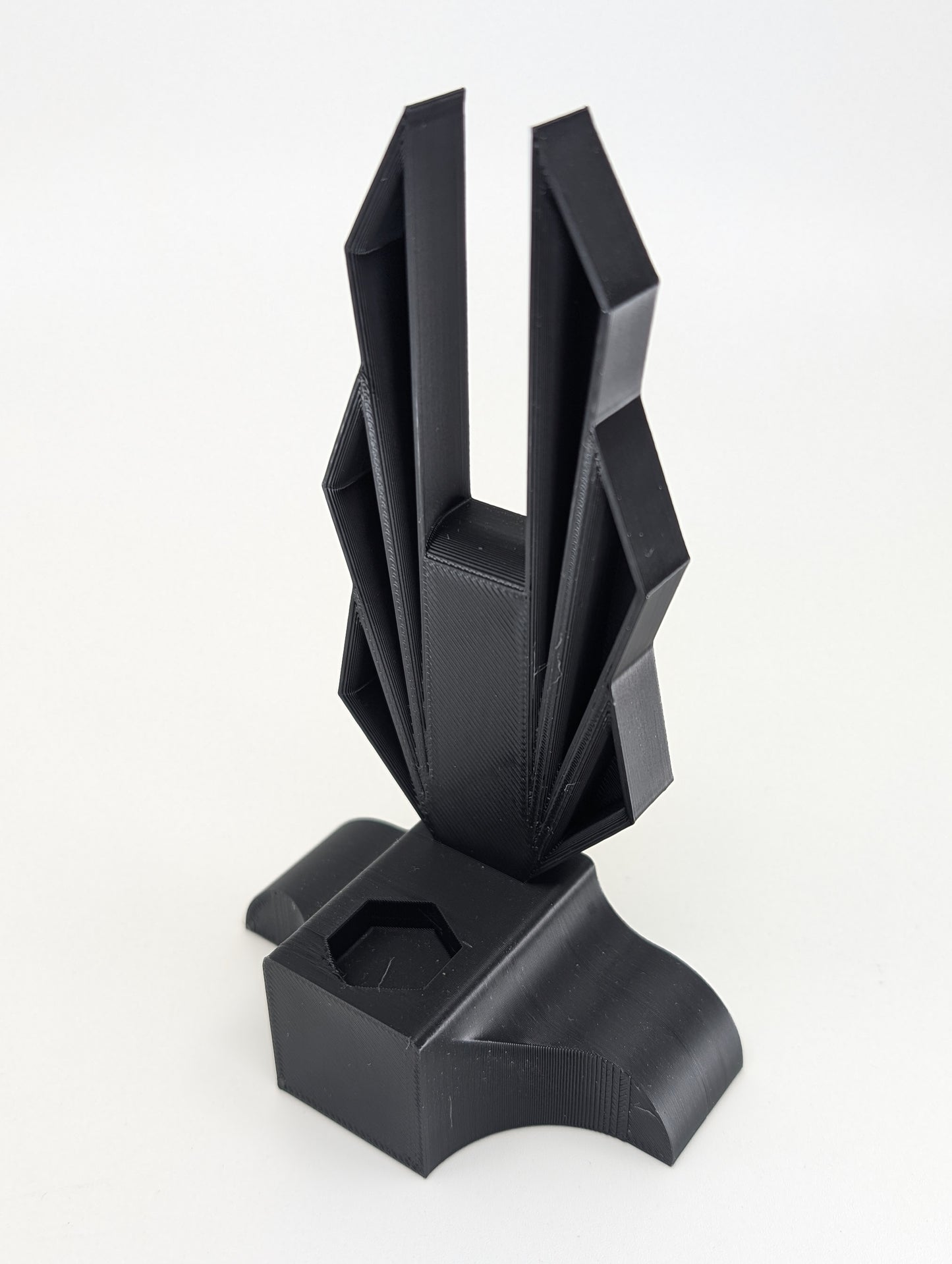 3D Printed Angel Wings Art Deco Pen Stand