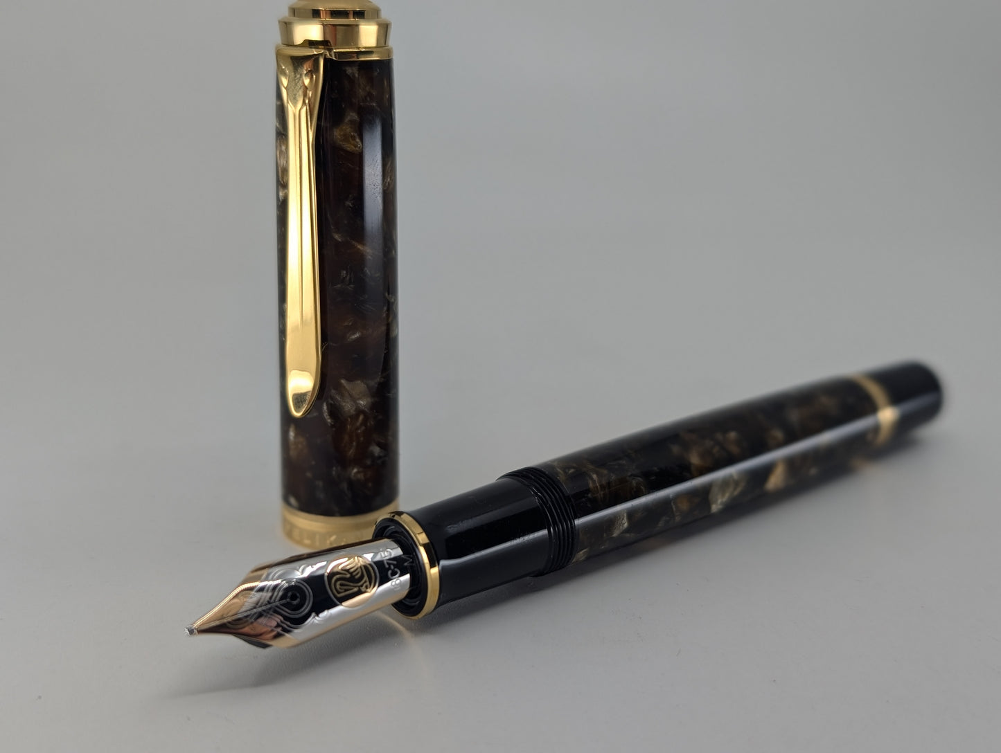 Pelikan M1000 Renaissance Fountain Pen Medium Nib