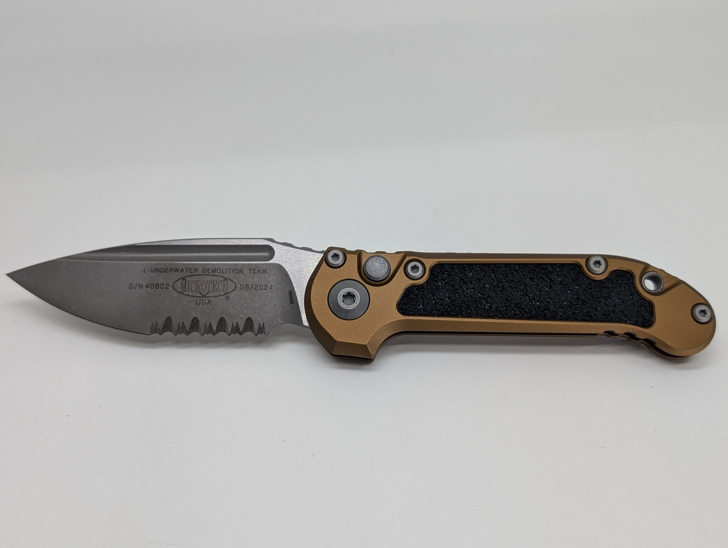 Microtech L.U.D.T. S/E Gen III Tan Apocalyptic Partial Serrated