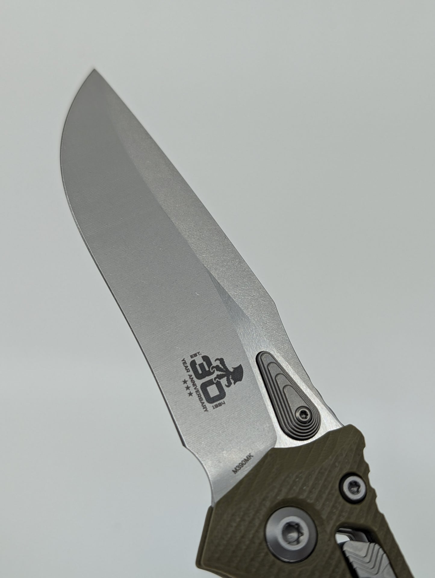 Microtech Amphibian RAM-LOK S/E 30th Anniversary Fluted G10 OD Green Stonewash Folding Knife