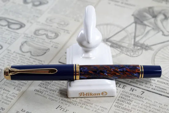 Pelikan M800 Stone Garden Fountain Pen 18k Gold Fine Nib